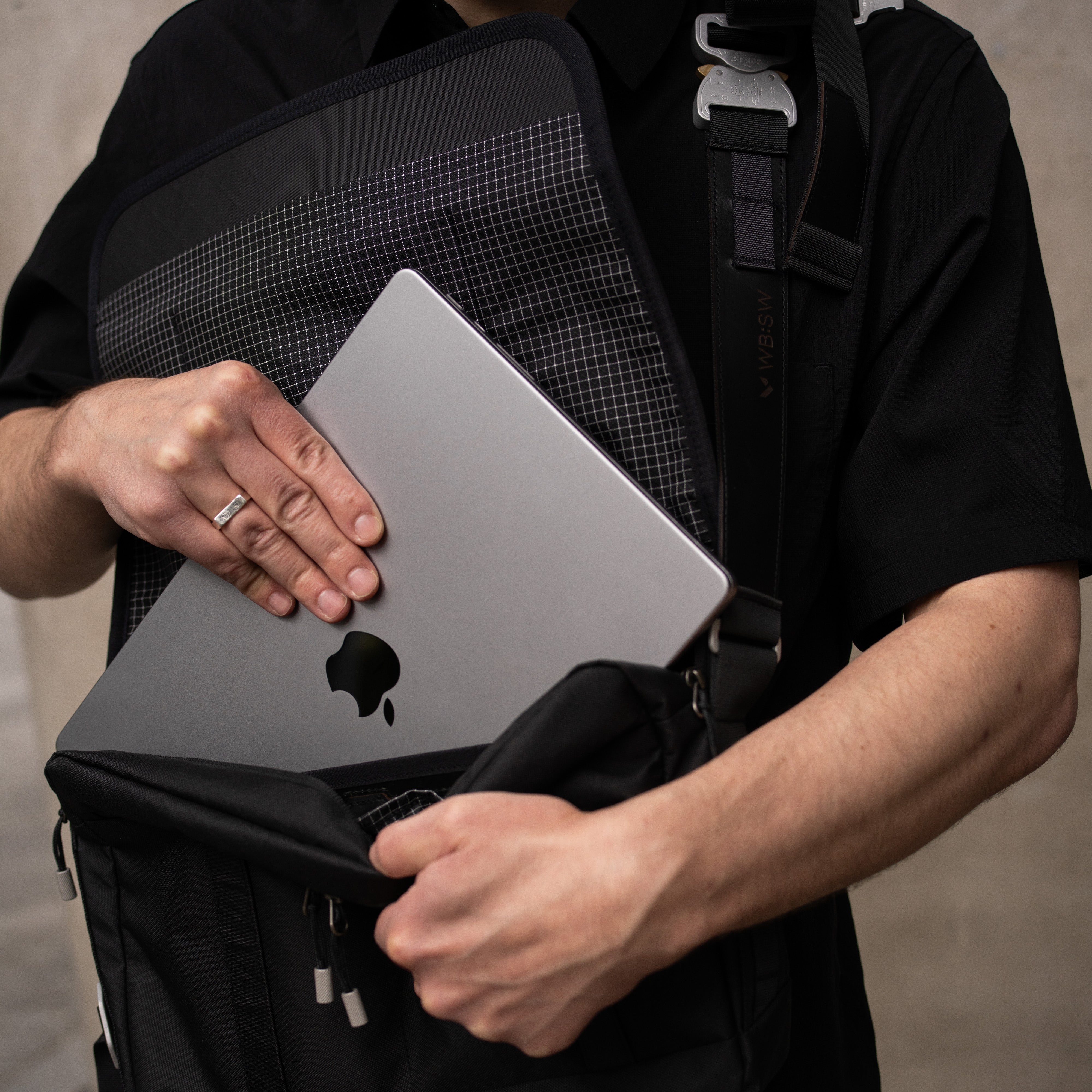 Messenger003