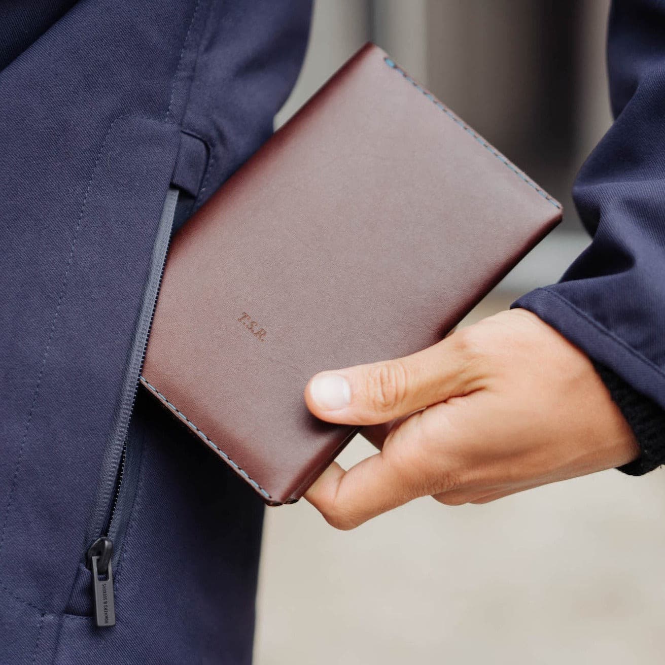 Winston Travel Wallet - Chestnut