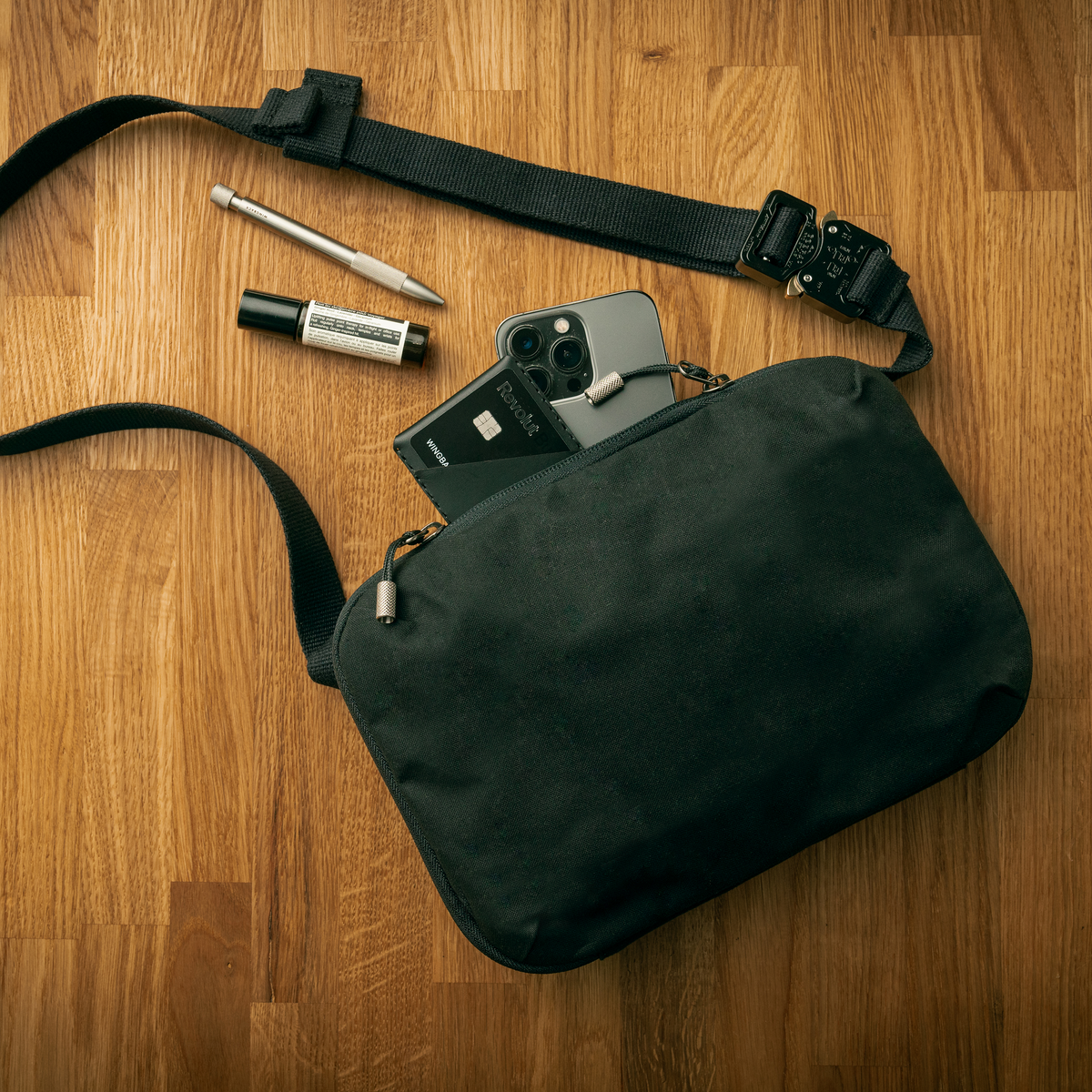 Everyday Sling 2.5L by Wingback