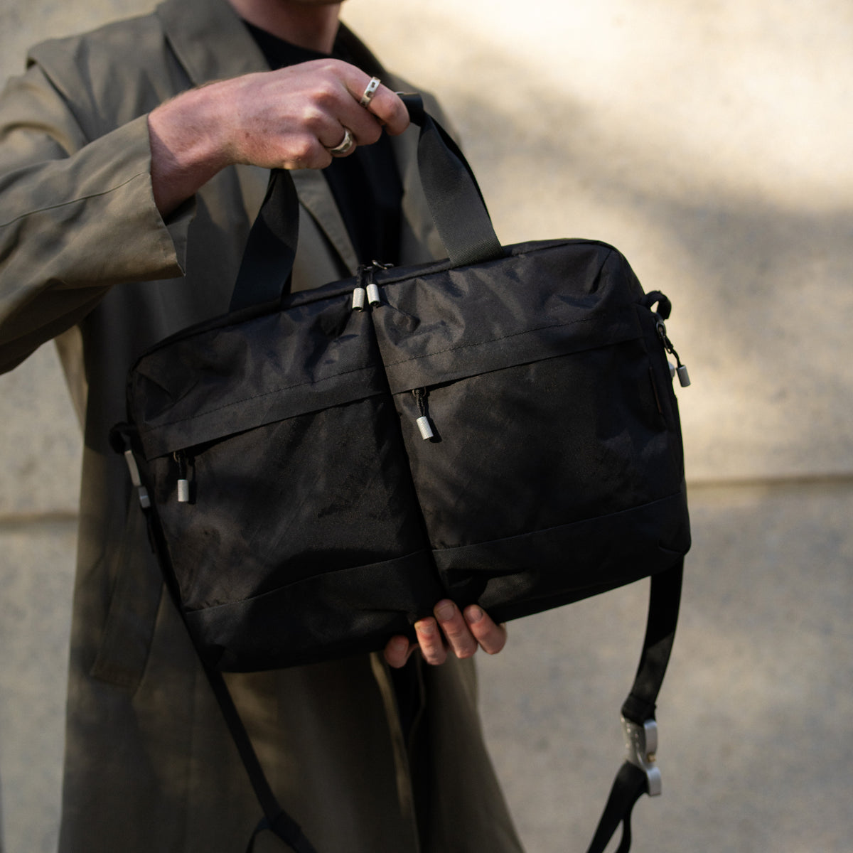 Messenger 001 by Wingback