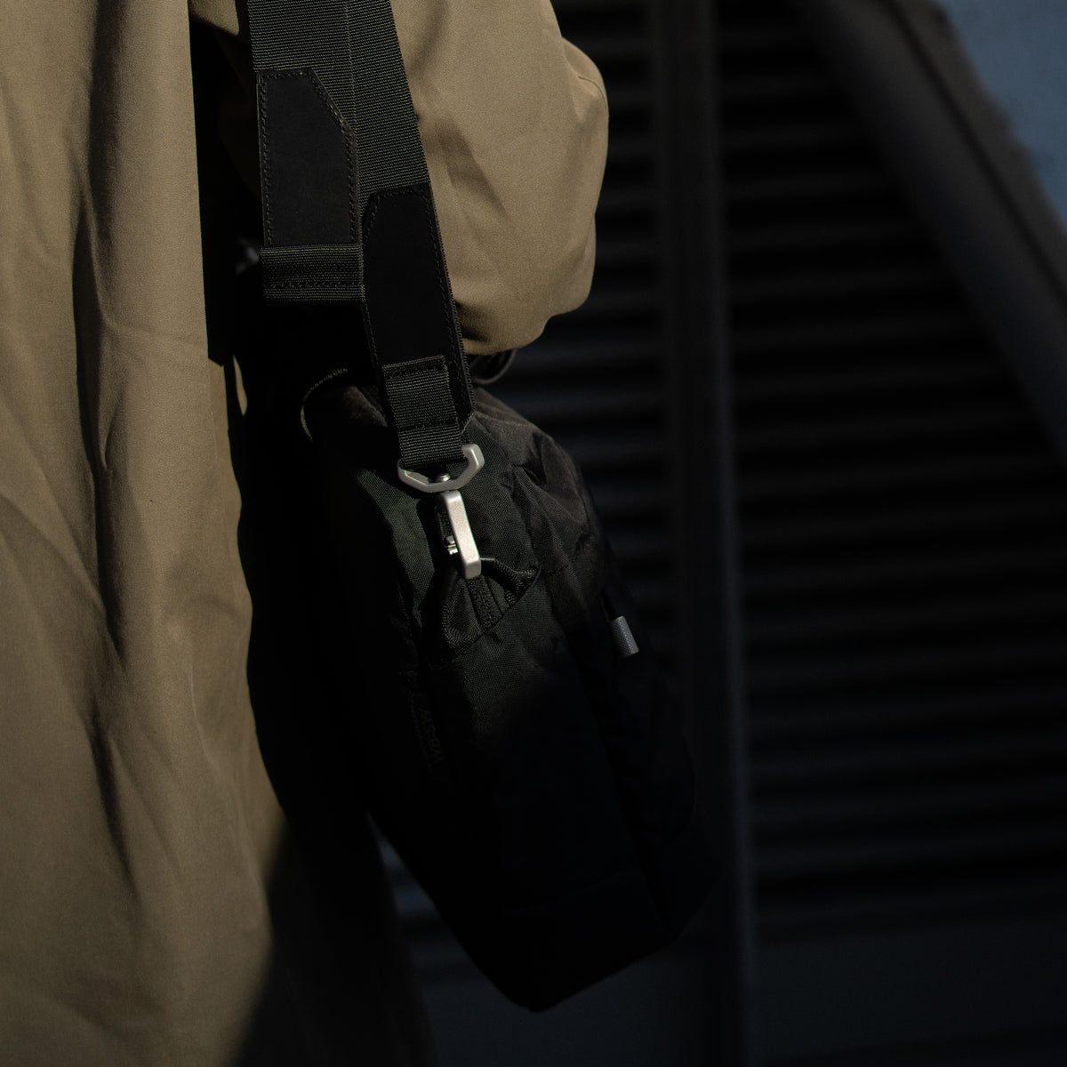 Messenger 001 by Wingback