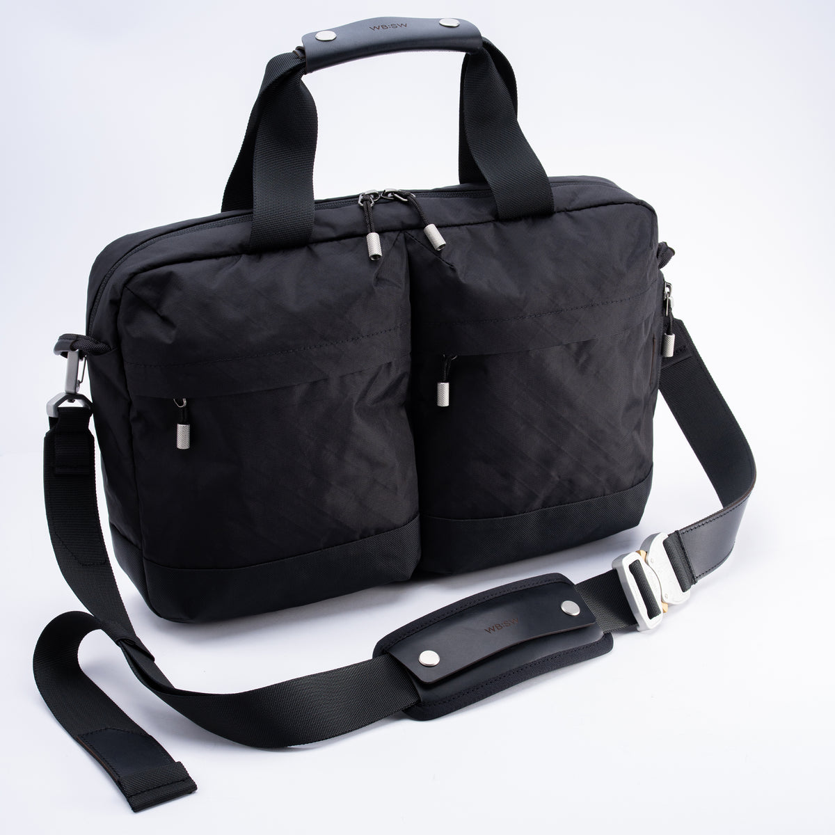 Messenger 001 by Wingback