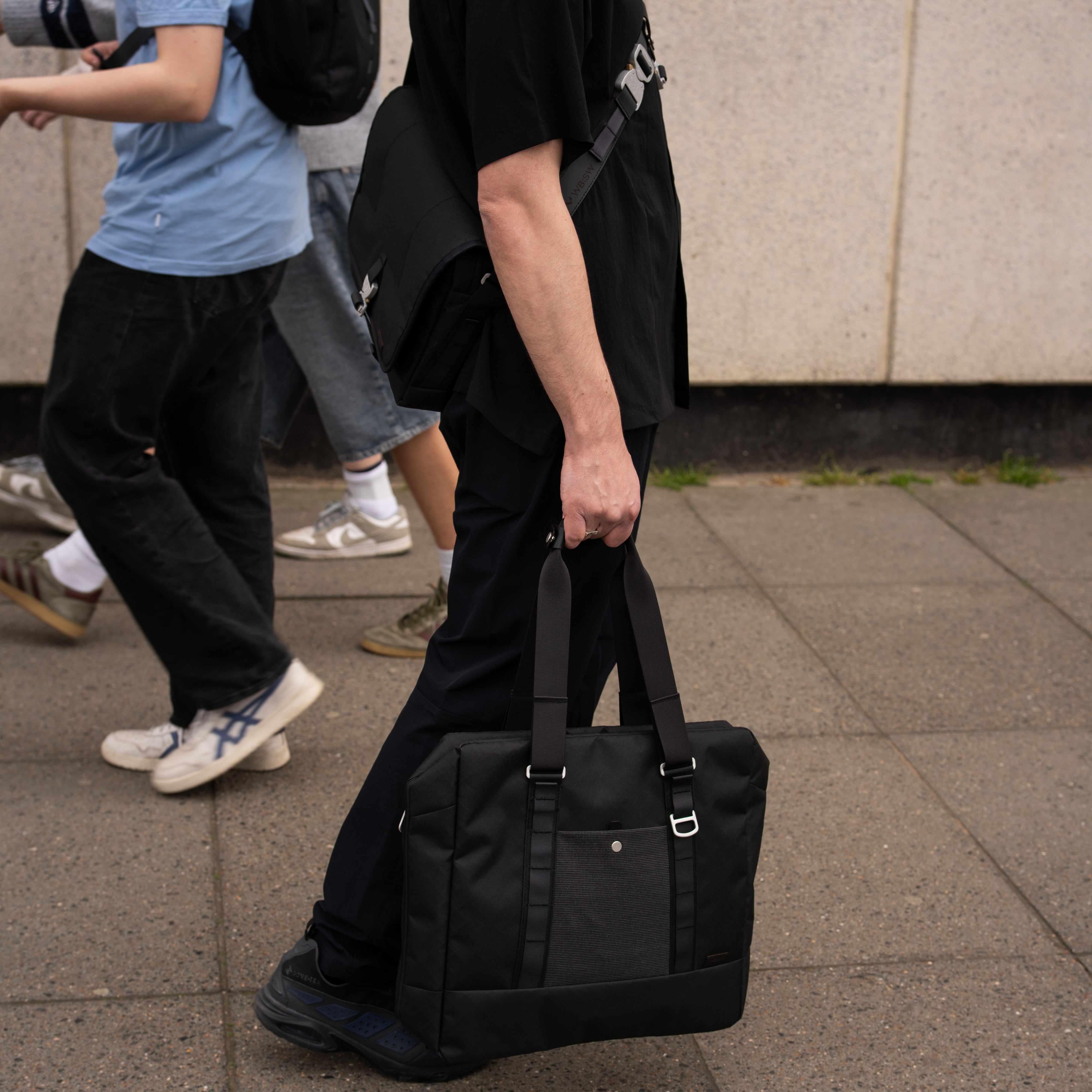 Tote003