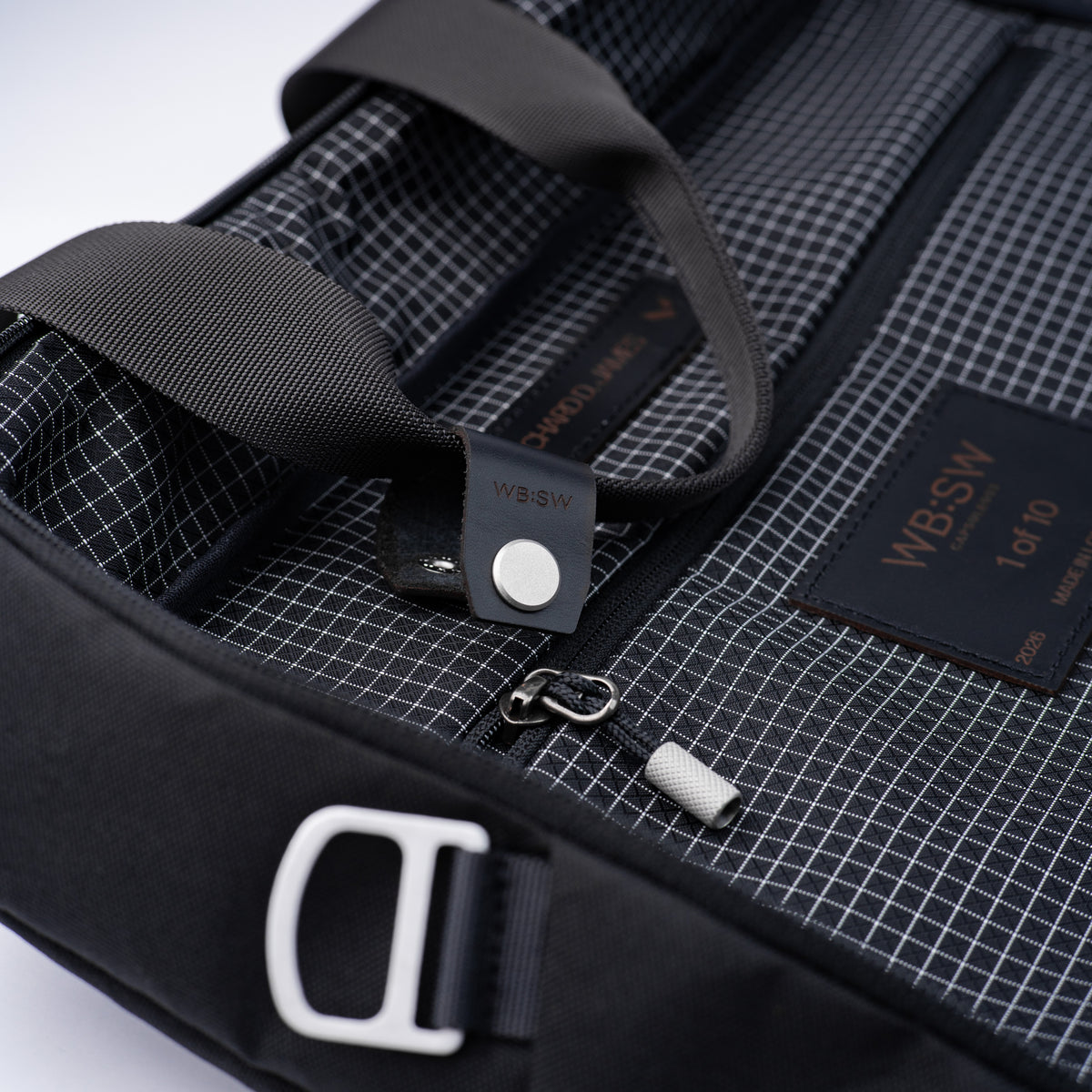 Tote003 by Wingback
