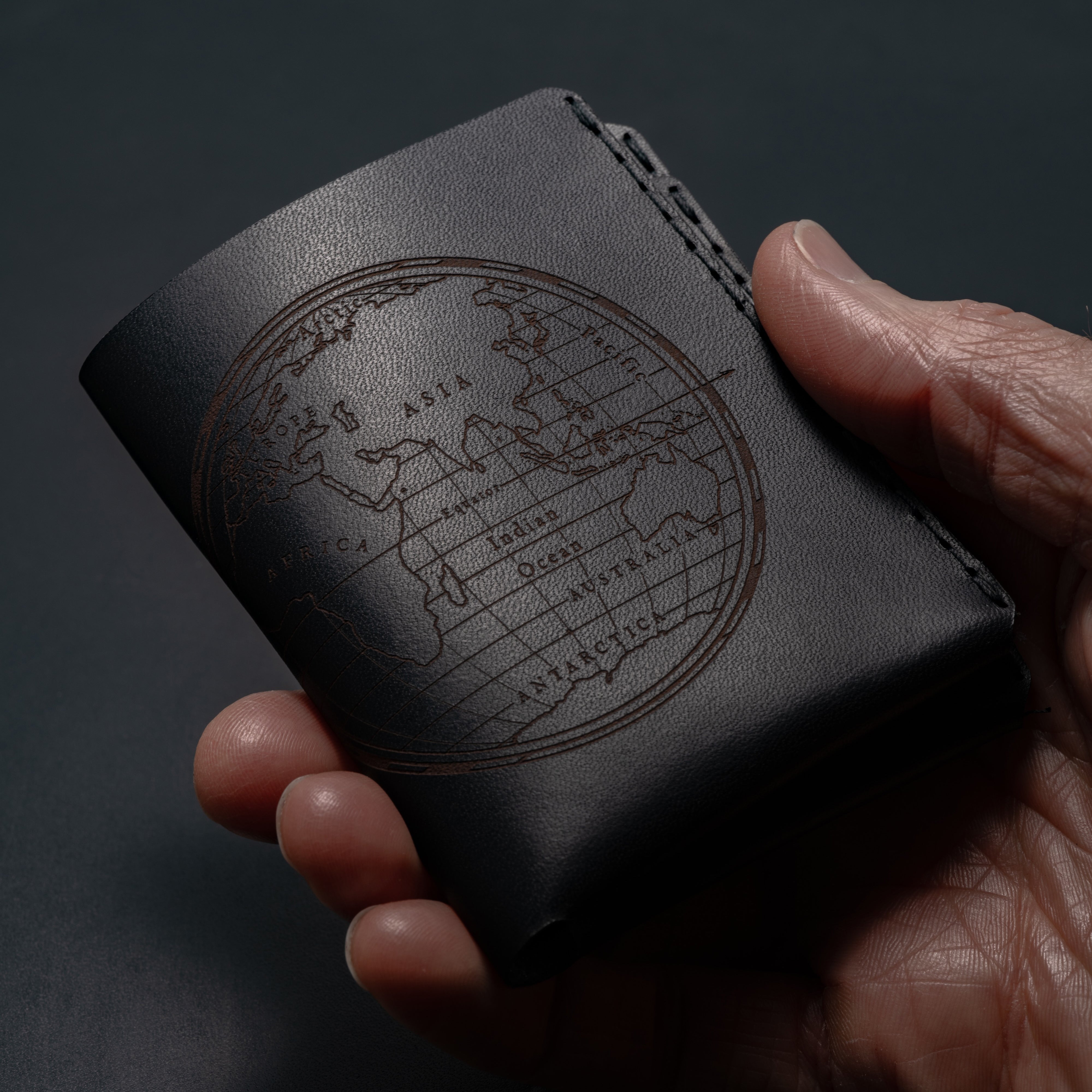 Winston Wallet - World Explorer