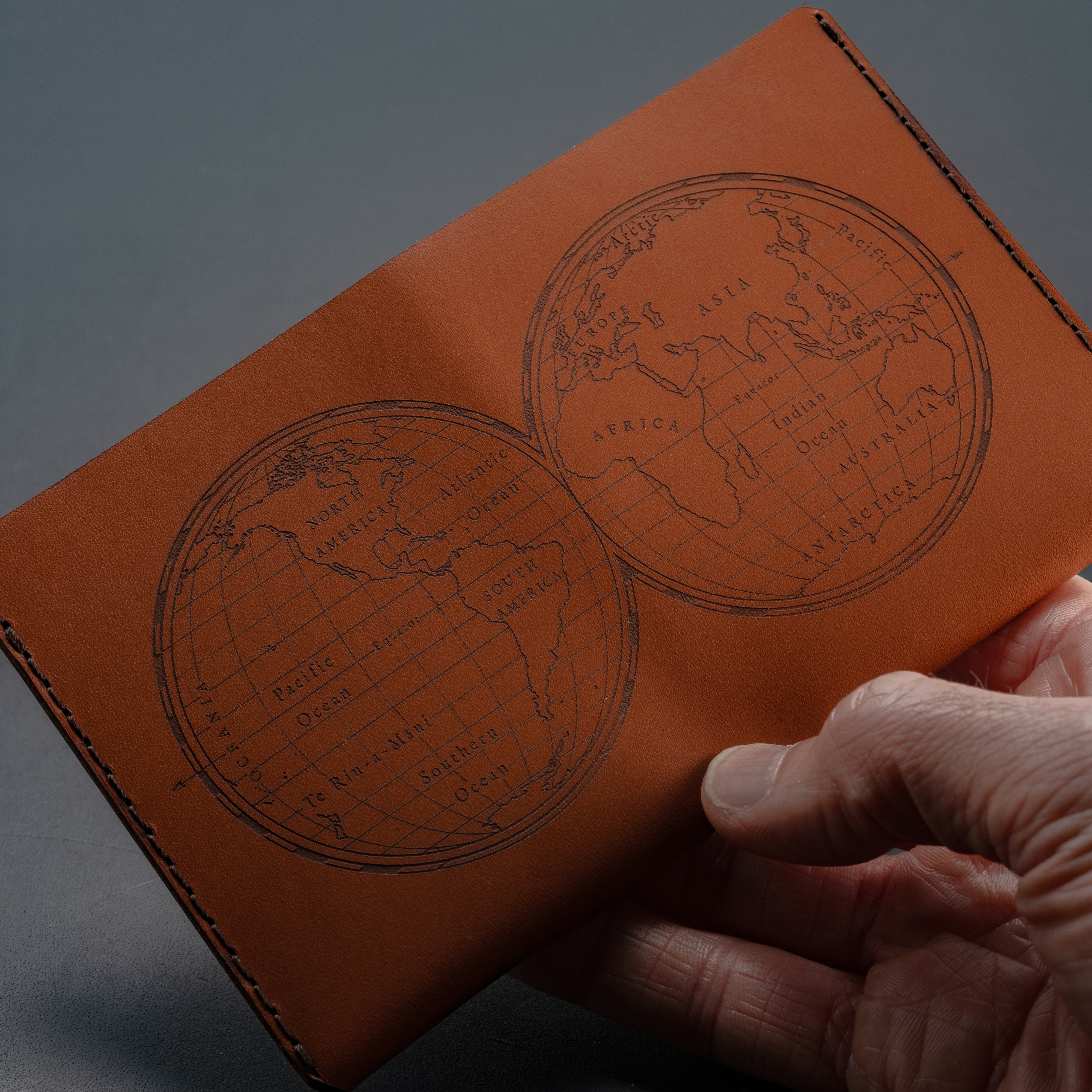 Winston Wallet - World Explorer